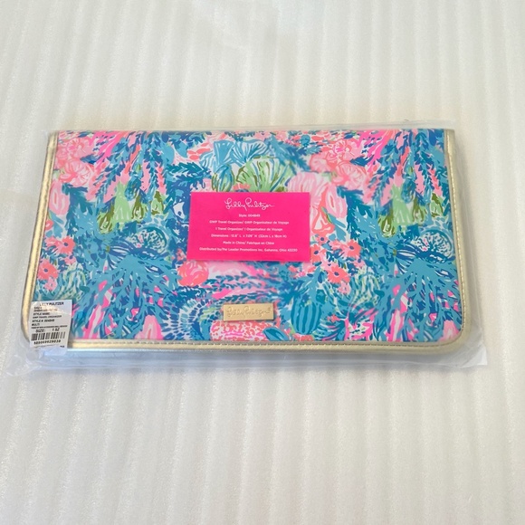 Lilly Pulitzer Blue and Pink Clutch - Picture 2 of 5